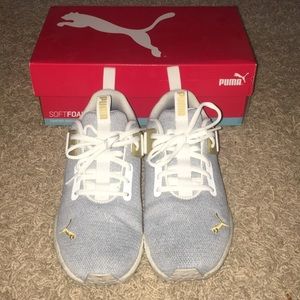 Women’s Puma soft foam shoes